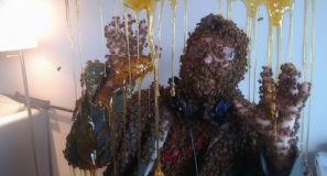 Blender 5.0 Geometry Nodes // Nodevember Day 11 – Hive